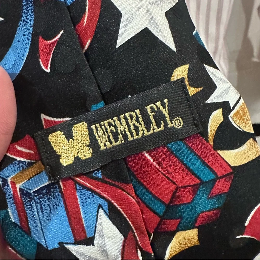 Wembley Vintage Americana Celebration Vintage Necktie by